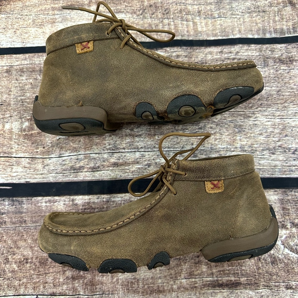 Women’s twisted x size 7M